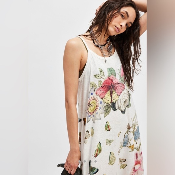 ISO Magnolia Pearl Botanical Butterfly Maxi Top - Picture 2 of 3